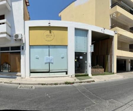 Hostel Past Or Trail Larnaka Exterior foto