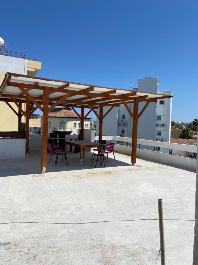 Hostel Past Or Trail Larnaka Exterior foto