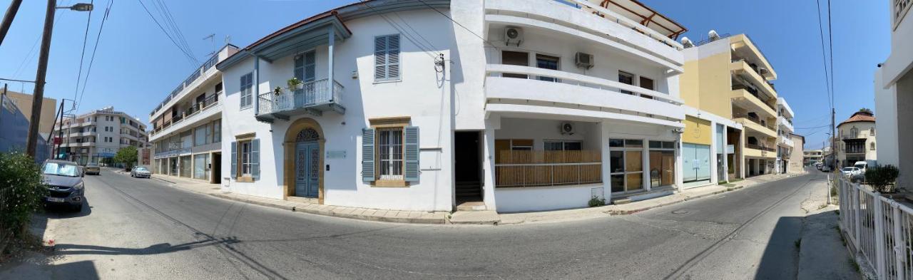 Hostel Past Or Trail Larnaka Exterior foto